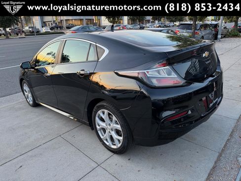 Used 2016 Chevrolet Volt Premier w/ Driver Confidence Package image 5