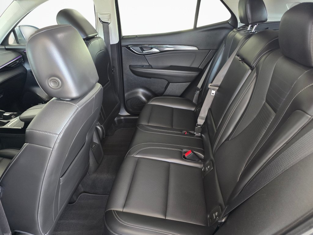 Used 2024 Buick Envision Preferred AWD/4WD image 38