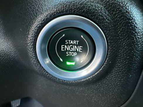 Used 2022 Chevrolet Silverado 1500 Custom image 33