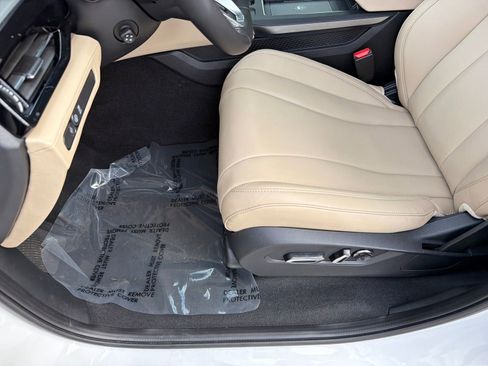 Used 2025 Acura MDX FWD image 19