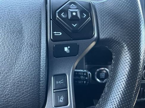 Certified 2022 Toyota Tacoma TRD Sport w/ Advanced Technology Package AWD/4WD image 17
