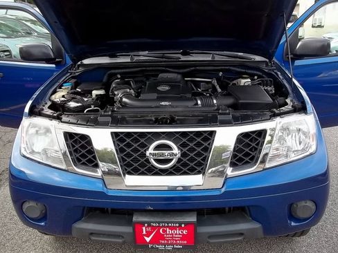 Used 2012 Nissan Frontier SV w/ SV Premium Utility Pkg AWD/4WD image 26