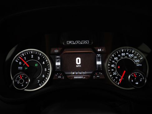 Used 2023 RAM 1500 Big Horn AWD/4WD image 25