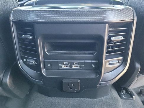 Used 2021 RAM 1500 Limited w/ Body Color Bumper Group image 27