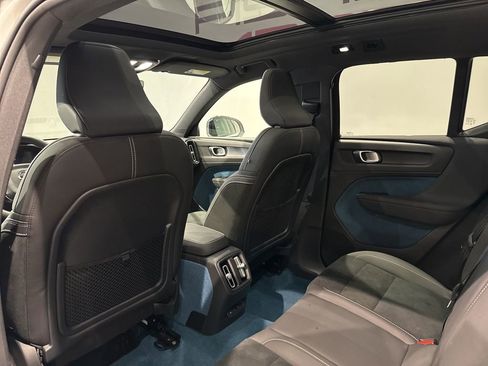 Used 2024 Volvo XC40 Recharge Plus w/ Protection Package Premier image 30