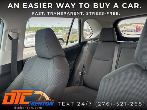 Used 2024 Toyota RAV4 LE AWD/4WD image 11