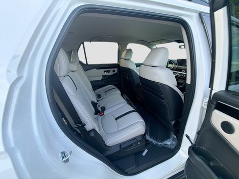 New 2026 Honda Pilot EX-L image 23