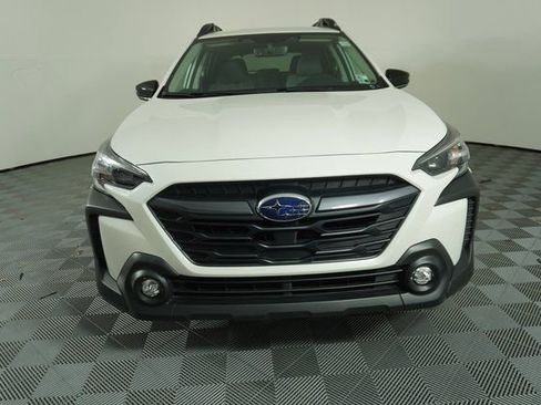 Certified 2025 Subaru Outback Premium w/ Popular Package #1A image 2