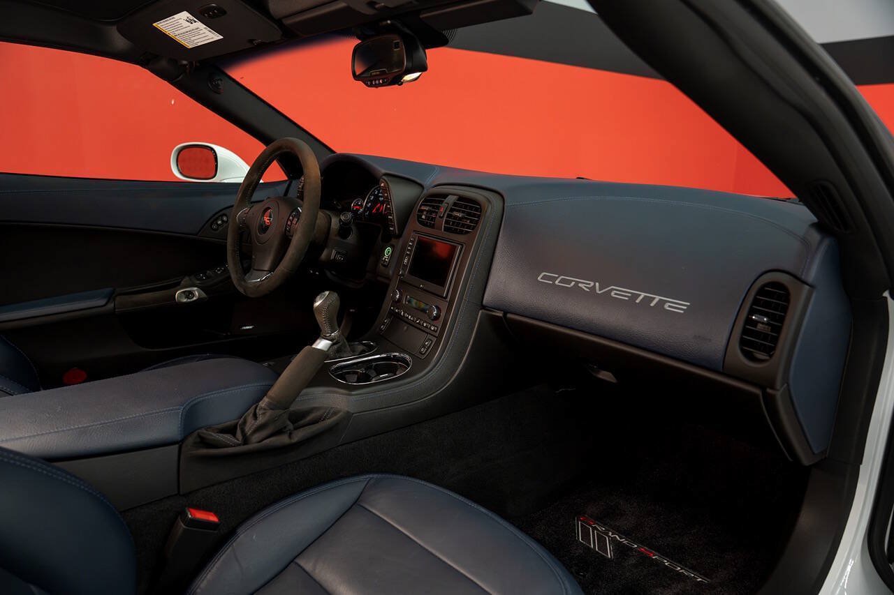 Used 2013 Chevrolet Corvette Grand Sport w/ 4LT Preferred Equipment Group RWD image 72