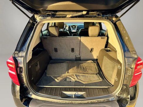 Used 2017 Chevrolet Equinox LT w/ Midnight Edition image 15