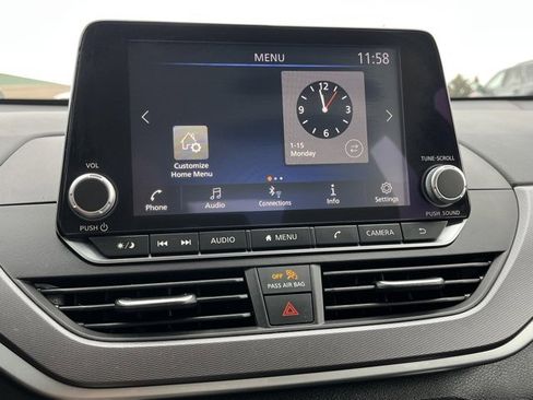 Used 2024 Nissan Altima 2.5 SR image 36