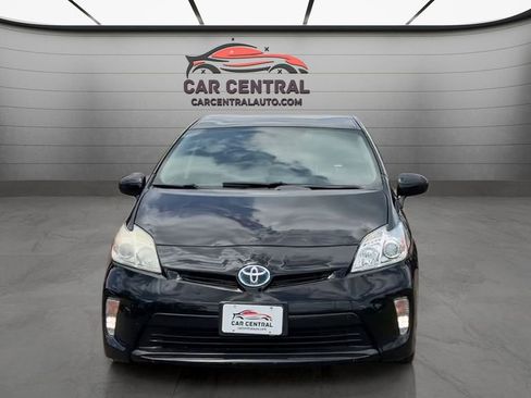 Used 2012 Toyota Prius Two FWD image 9