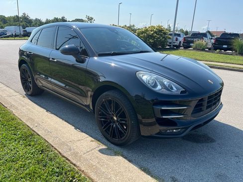 Used 2015 Porsche Macan Turbo AWD/4WD image 2