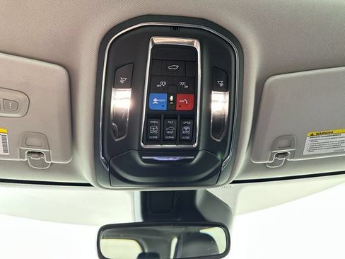 Used 2023 Jeep Grand Cherokee 4WD 4xe image 27