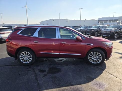 Used 2018 Buick Enclave Premium w/ Trailering Package image 21