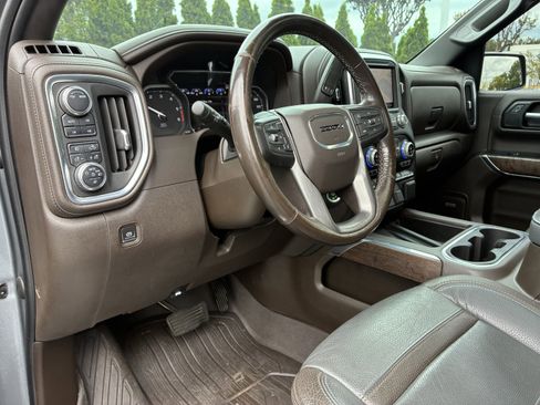 Used 2022 GMC Sierra 1500 Denali w/ Denali Premium Package AWD/4WD image 23