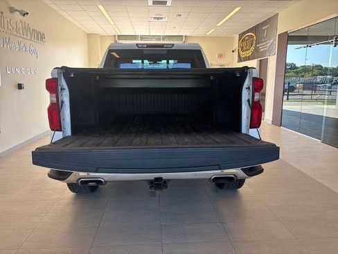 Used 2019 Chevrolet Silverado 1500 LTZ w/ LTZ Plus Package AWD/4WD image 10