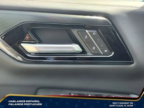 New 2026 GMC Yukon XL AT4 w/ AT4 Premium Plus Package AWD/4WD image 28