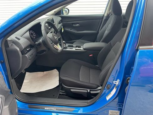 Used 2024 Nissan Sentra SV w/ All-Weather Package FWD image 7