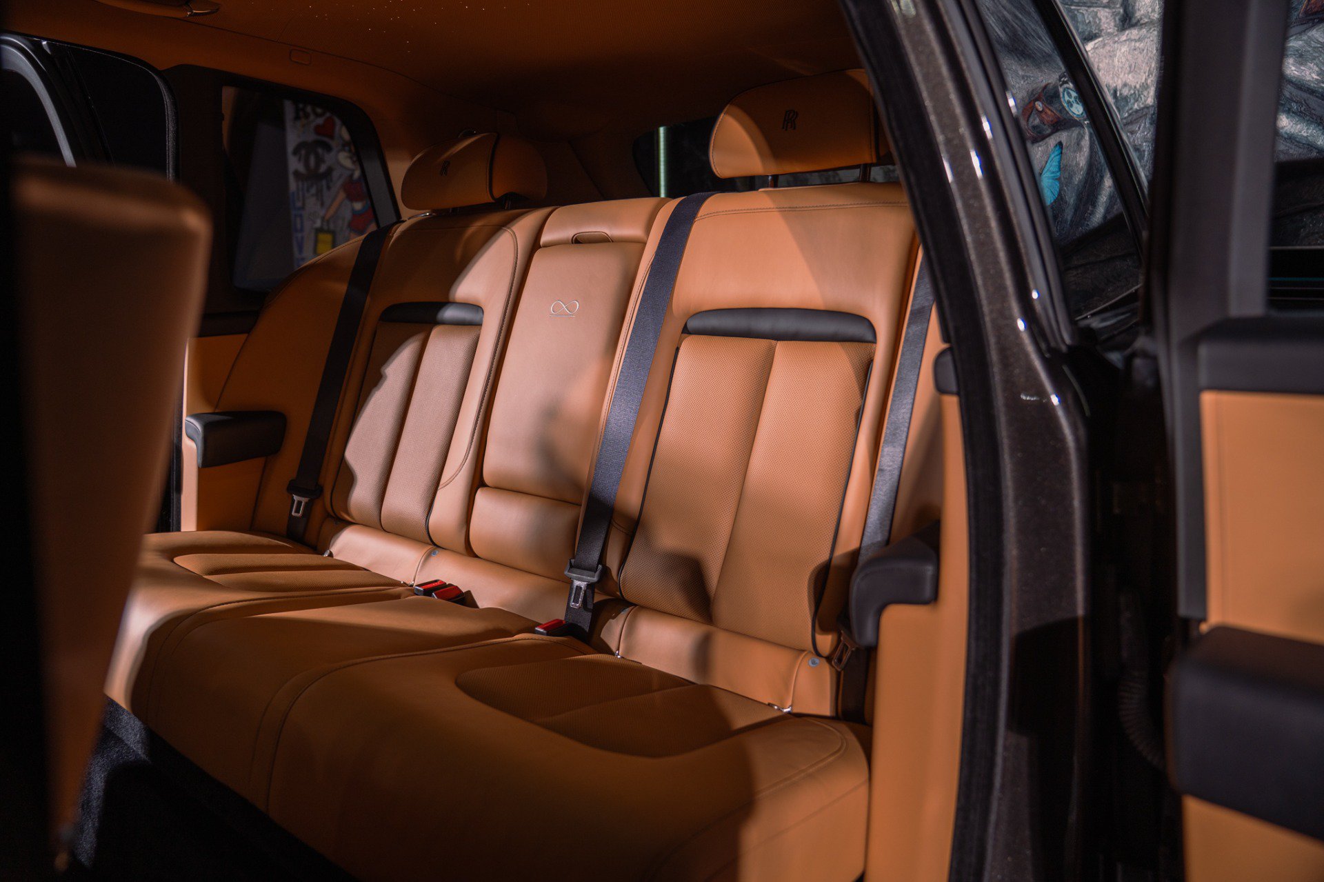 Used 2021 Rolls-Royce Cullinan Black Badge AWD/4WD image 51