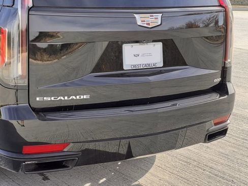Certified 2023 Cadillac Escalade ESV Sport Platinum image 7