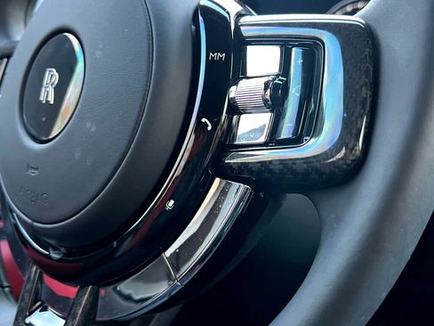 Used 2022 Rolls-Royce Cullinan Black Badge image 78