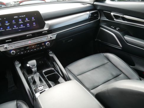Certified 2025 Kia Telluride S AWD/4WD image 11