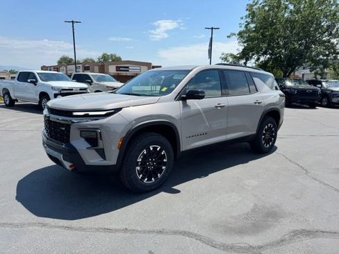 New 2026 Chevrolet Traverse Z71 w/ Driver Confidence Package AWD/4WD image 3