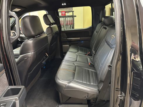 Used 2023 Ford F150 Platinum image 25
