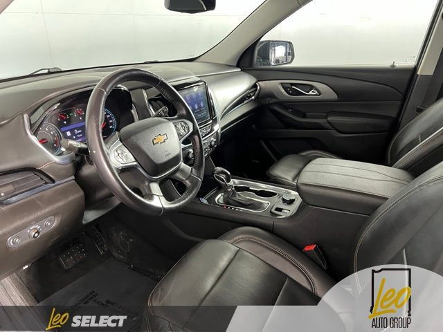 Used 2021 Chevrolet Traverse LT w/ LT Premium Package AWD/4WD image 11