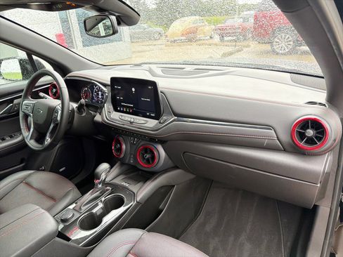 Used 2025 Chevrolet Blazer RS AWD/4WD image 30