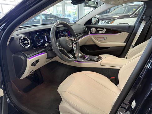 Used 2022 Mercedes-Benz E 350 Sedan w/ Driver Assistance Package image 10