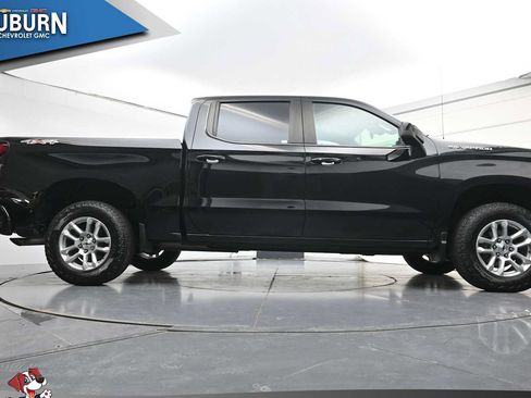 Used 2023 Chevrolet Silverado 1500 RST AWD/4WD image 25