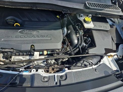 Used 2018 Ford Escape SE w/ Ford Safe & Smart Package FWD image 21
