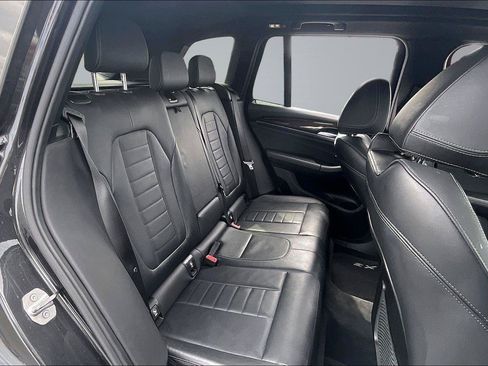 Used 2018 BMW X3 xDrive30i w/ Premium Package AWD/4WD image 29