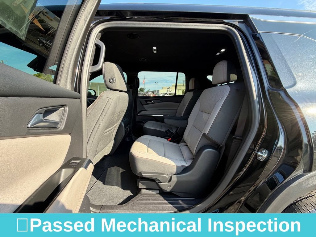 Used 2024 Chevrolet Traverse LT FWD image 30