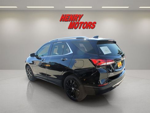 Used 2022 Chevrolet Equinox Premier image 4