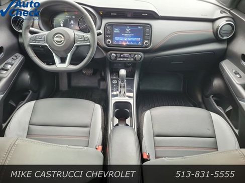 Used 2023 Nissan Kicks SR w/ SR Premium Package FWD image 10