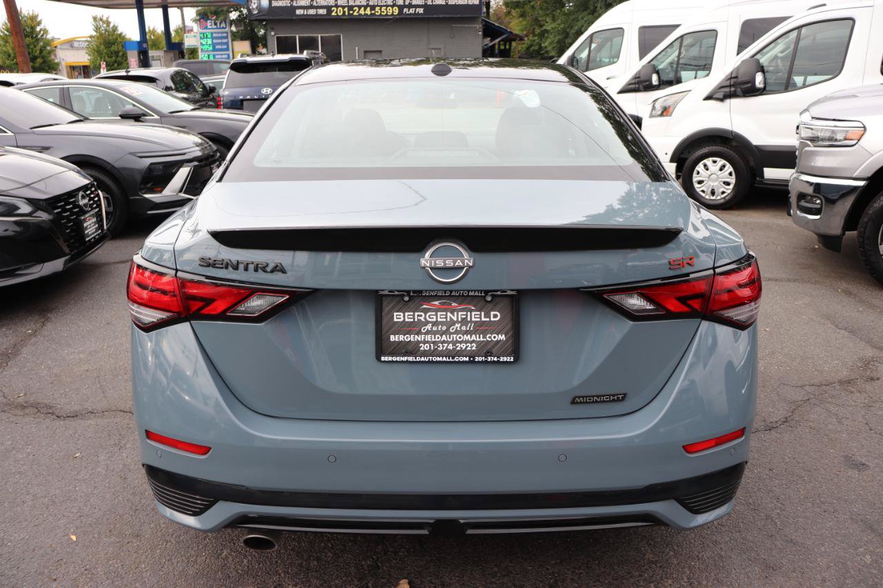 Used 2025 Nissan Sentra SR w/ Midnight Edition FWD image 4