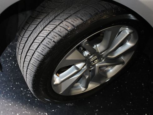 Used 2019 Honda Accord LX image 32