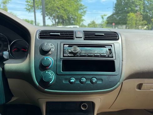 Used 2004 Honda Civic LX image 11