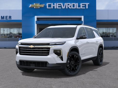 New 2026 Chevrolet Traverse LT w/ LPO, Floor Liner Package FWD image 30