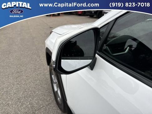 Used 2023 Toyota RAV4 XLE w/ Convenience Package image 12