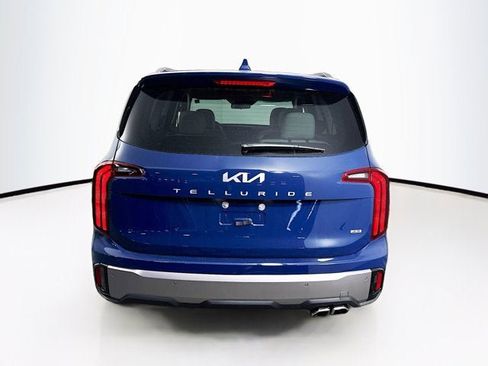 New 2025 Kia Telluride S image 6