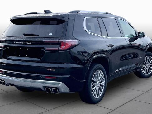 Used 2025 GMC Acadia Denali FWD image 13