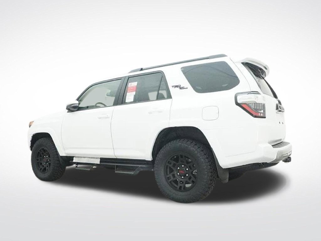 Used 2024 Toyota 4Runner TRD Off-Road Premium w/ Moonroof Package AWD/4WD image 24