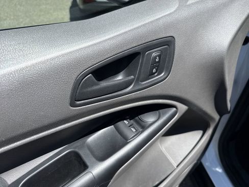 Used 2022 Ford Transit Connect XL FWD image 13