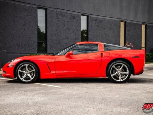 Used 2013 Chevrolet Corvette Coupe w/ 3LT Preferred Equipment Group RWD image 47