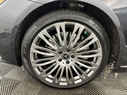 Used 2019 Mercedes-Benz S 560 S 560 image 13