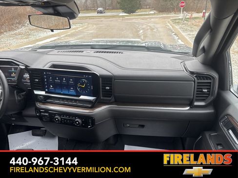 Certified 2025 Chevrolet Silverado 3500 LT w/ Convenience Package image 35